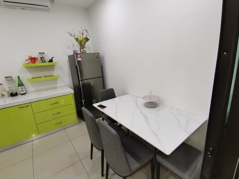 Condominium for Rent at Ayden Townhouse Warisan Puteri - Elysia Heng - Dining Room - PropertyGuru.com.my