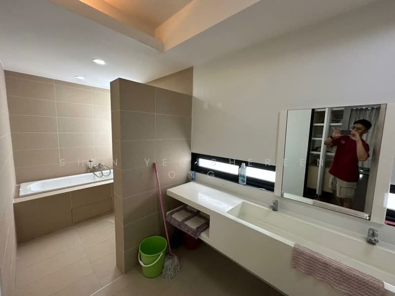 3-storey Terraced House for Sale in Ampang (Kuala Lumpur) - Shin Yee Shereen Ong - Bathroom - PropertyGuru.com.my