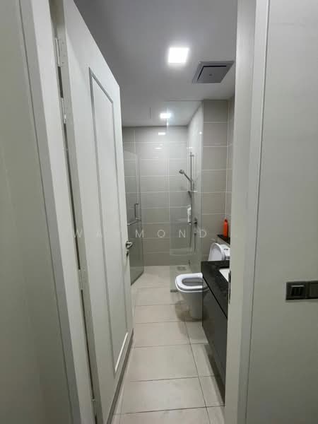 Servis Apartment untuk Disewa di The Park 2 - Waymond . - Bathroom - PropertyGuru.com.my