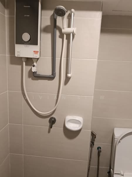 Pejabat untuk Disewa di Kelana Jaya (Petaling Jaya) - Vivian Siew - Bathroom - PropertyGuru.com.my