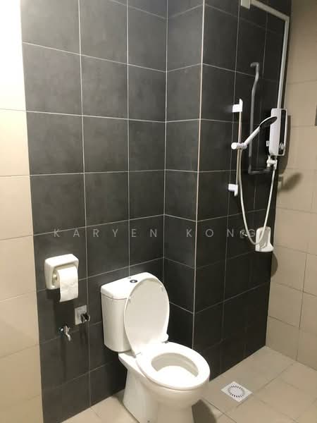 Service Residence for Rent at SkyLake Residence - Karyen Kong - Bathroom - PropertyGuru.com.my