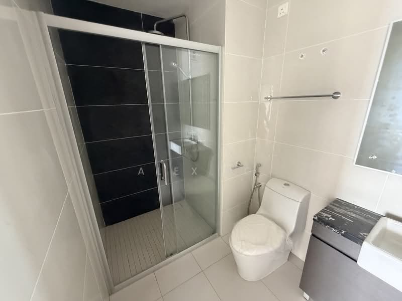 Condominium for Sale at Kings Bay @ Country Garden Danga Bay - Alex Ng - PropertyGuru.com.my