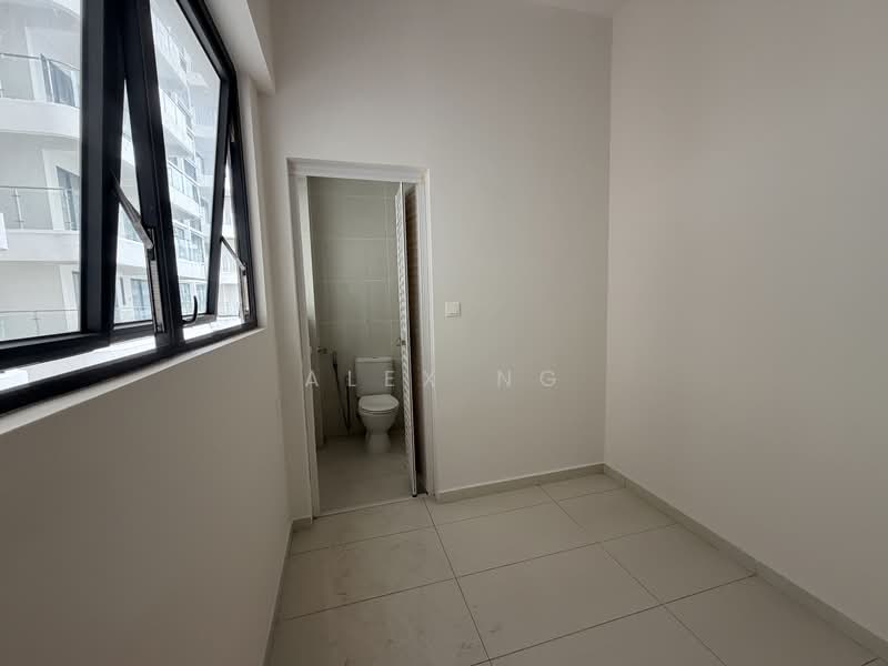 Condominium for Sale at Kings Bay @ Country Garden Danga Bay - Alex Ng - PropertyGuru.com.my