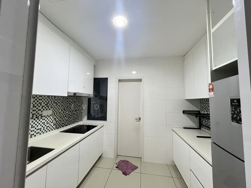 Service Residence for Rent at Paramount Utropolis - Evon Wong - Kitchen - PropertyGuru.com.my
