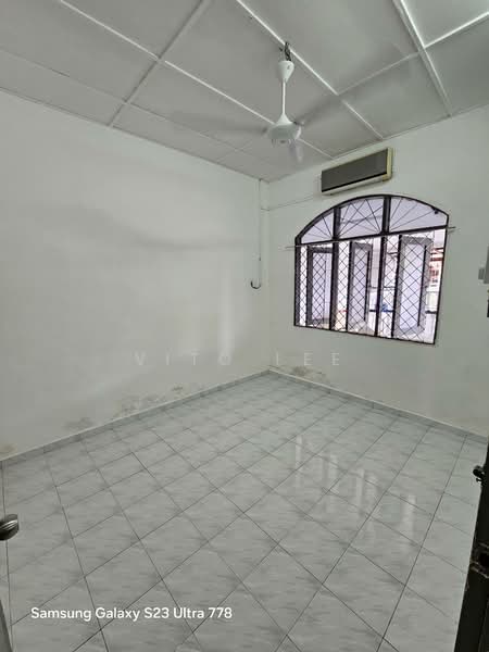 1-storey Terraced House for Rent in Pokok Mangga (Balai Panjang) - Vito Lee - Interior - PropertyGuru.com.my