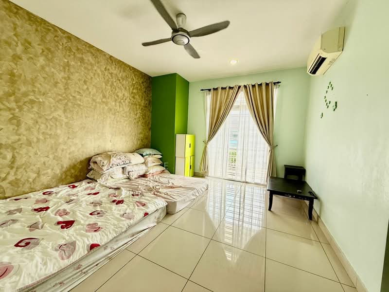 Nusa Idaman 8_Iskandar Puteri_Doubke Storey Link House 22 x 70_ For Sale untuk Untuk Dijual - RM 868,000, Apr 2026 - Bedroom - PropertyGuru.com.my
