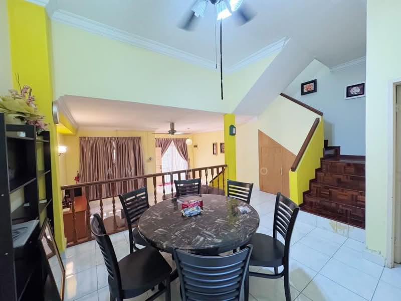 Rumah Teres 2 Tingkat untuk Dijual di Taman Mount Austin (Tebrau) - Amanda Moi - Dining Room - PropertyGuru.com.my