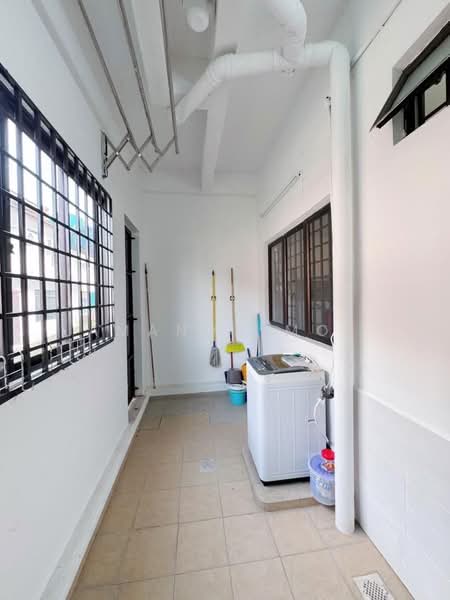 Rumah Teres 2 Tingkat untuk Dijual di Taman Mount Austin (Tebrau) - Amanda Moi - Balcony - PropertyGuru.com.my