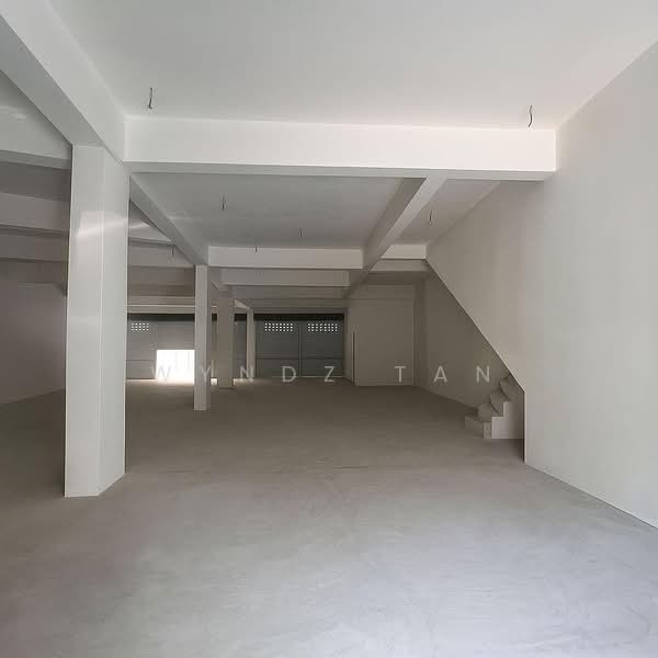 Shop / Office for Rent in Taman Molek (Johor Bahru) - Wyndz Tan - Interior - PropertyGuru.com.my