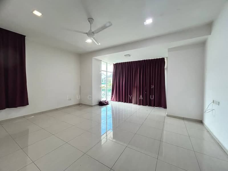 Semi-Detached House for Sale in Ipoh (Perak) - Lucas Yau - Living Room - PropertyGuru.com.my