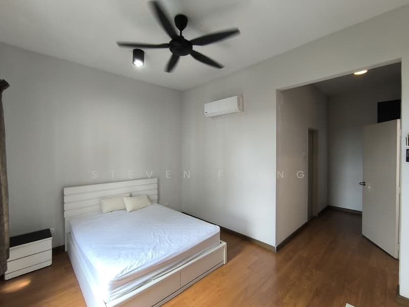 Condominium for Sale at Zefer Hill Residence - Steven Foong - Master Bedroom_pix 1 - PropertyGuru.com.my