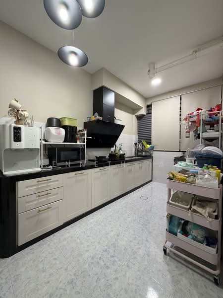 Apartment for Sale at Vista Seri Alam - Kenneth Tan - Kitchen - PropertyGuru.com.my