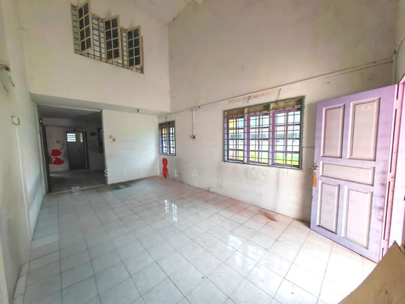 Taman Desa Rishah Ipoh untuk Untuk Dijual - RM 380,000, Mac 2026 - Living Room - PropertyGuru.com.my