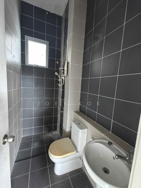 D'Rich Executive Suites untuk Untuk Dijual - RM 390,000, Apr 2026 - Bathroom - PropertyGuru.com.my