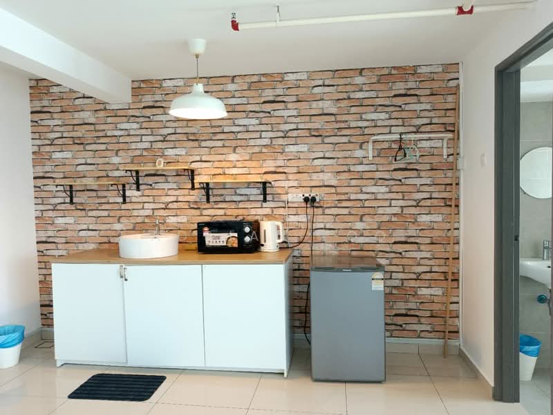 Service Residence for Rent at Pinnacle Petaling Jaya - Adrian Foo - Kitchen - PropertyGuru.com.my
