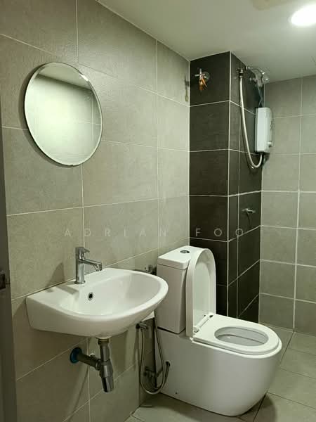 Service Residence for Rent at Pinnacle Petaling Jaya - Adrian Foo - Bathroom - PropertyGuru.com.my