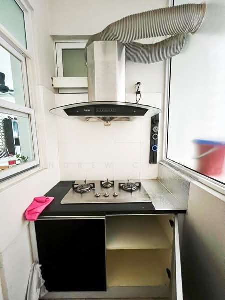 Summer Place untuk Untuk Disewa - RM 2,200 /bulan, Apr 2026 - Kitchen - PropertyGuru.com.my