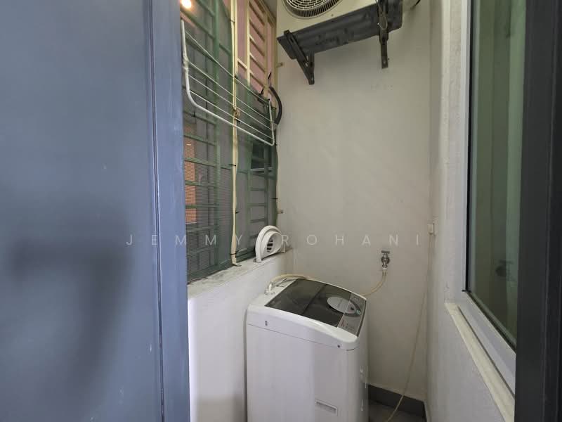 Service Residence for Rent at Mesahill - Jemmy Rohani - Balcony - PropertyGuru.com.my