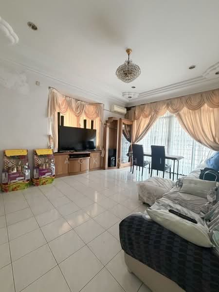 Taman Molek untuk Untuk Dijual - RM 1,300,000, Apr 2026 - PropertyGuru.com.my
