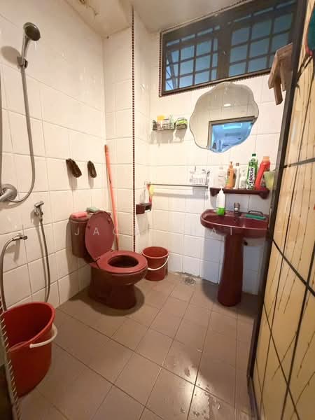 Taman Molek untuk Untuk Dijual - RM 1,300,000, Apr 2026 - PropertyGuru.com.my