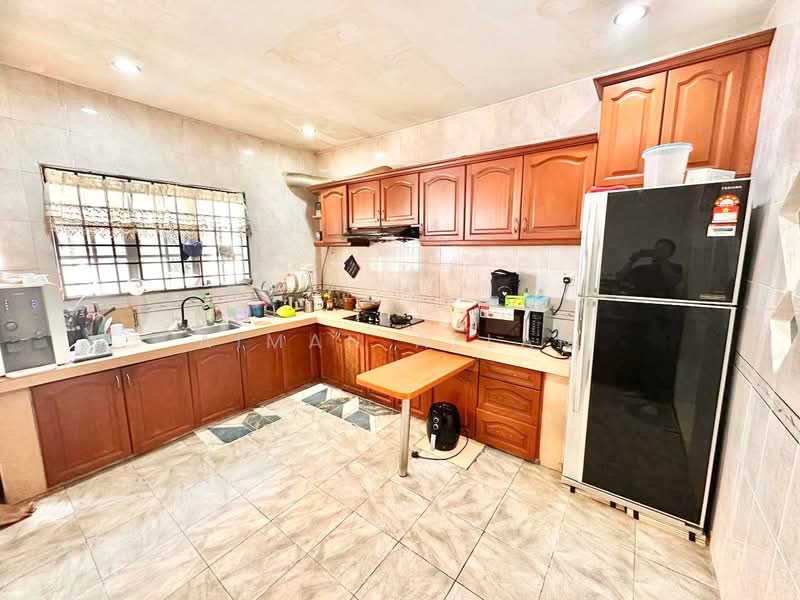 2-storey Terraced House for Sale in Bandar Putra Permai (Seri Kembangan) - Aiman Allam - PropertyGuru.com.my