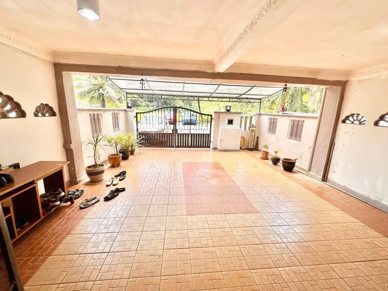 2-storey Terraced House for Sale in Bandar Putra Permai (Seri Kembangan) - Aiman Allam - PropertyGuru.com.my