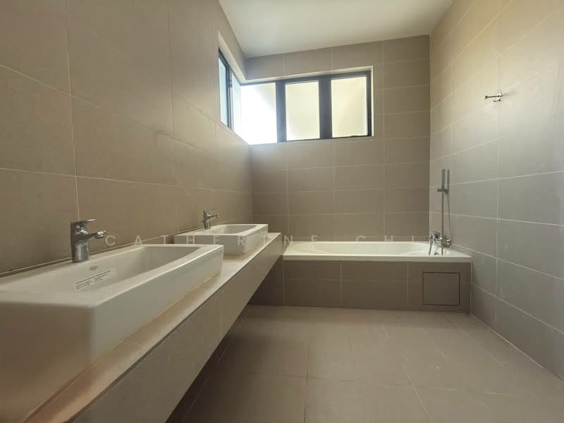 Semi-Detached House for Sale in Ipoh (Perak) - Catherine Chin - Bathroom - PropertyGuru.com.my