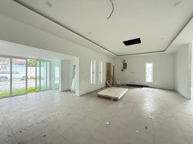 Semi-Detached House for Sale in Kenny Hill (Kuching) - Alfred Chua - Living Room - PropertyGuru.com.my