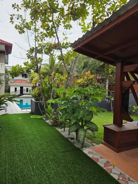 Bungalow for Rent in Country Heights (Kajang) - Aiman Allam - Garden - PropertyGuru.com.my