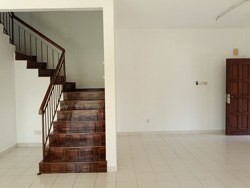 2-storey Terraced House for Sale in Denai Alam (Shah Alam) - Vivian Siew - Interior - PropertyGuru.com.my
