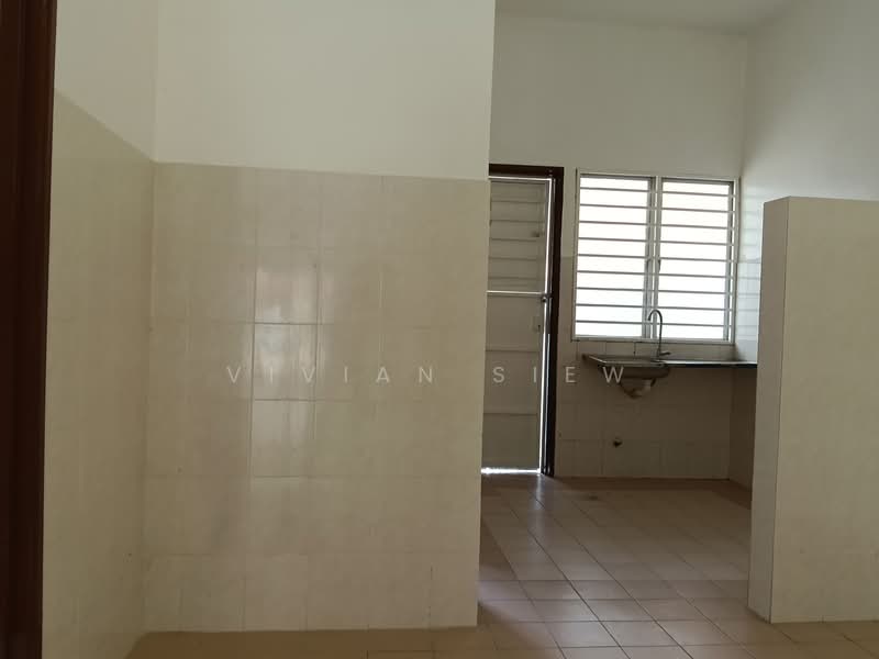 2-storey Terraced House for Sale in Denai Alam (Shah Alam) - Vivian Siew - Kitchen - PropertyGuru.com.my