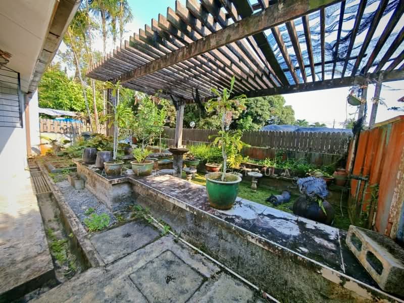 Semi-Detached House for Sale in Stampin (Kuching) - Alfred Chua - Exterior - PropertyGuru.com.my