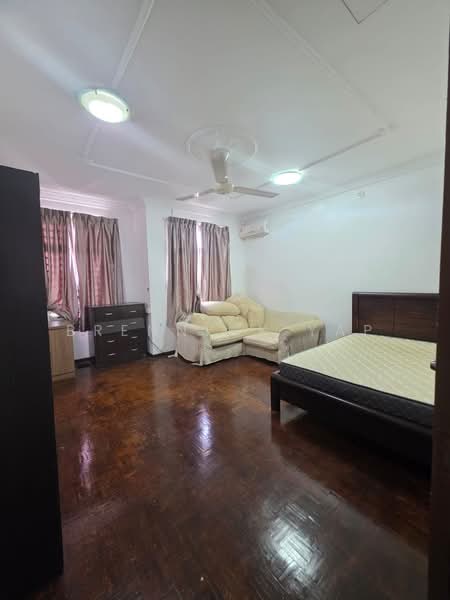 2-storey Terraced House for Sale in Taman Setia Indah (Tebrau) - Brennick Yap - Bedroom - PropertyGuru.com.my