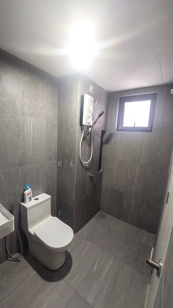 Service Residence for Rent at Savvy @ Riana Dutamas - Kew . - Bathroom - PropertyGuru.com.my