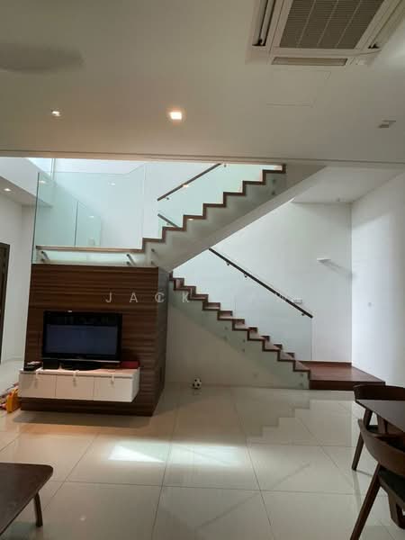 3-storey Terraced House for Sale in Tanjung Bungah (Penang) - Jack Law - Living Room - PropertyGuru.com.my