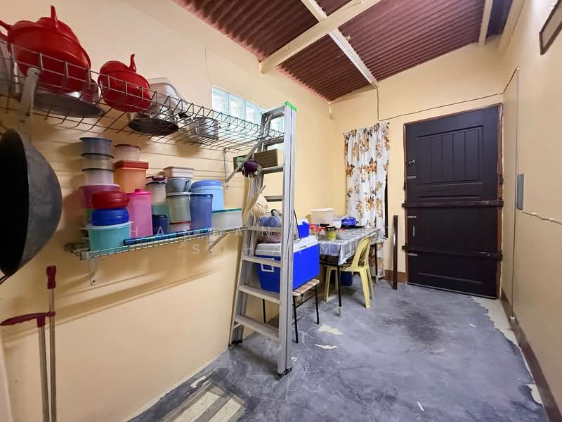 Semi-Detached House for Sale in Taman Bukit Margosa (Ampangan) - Hassan Basri Suhaimi - Interior - PropertyGuru.com.my