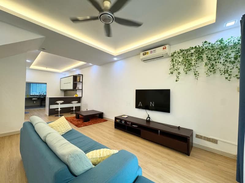 Taman Austin Perdana untuk Untuk Disewa - RM 2,800 /bulan, Apr 2026 - Living Room - PropertyGuru.com.my