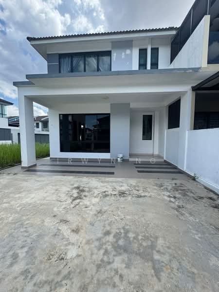 Taman Austin Duta ( End lot ) untuk Untuk Disewa - RM 2,500 /bulan, Mac 2026 - Exterior - PropertyGuru.com.my