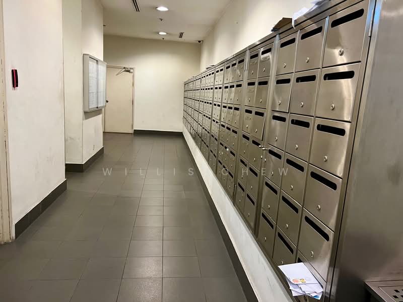 Office for Sale in Mont Kiara (Kuala Lumpur) - Willis Chew - Corridor - PropertyGuru.com.my