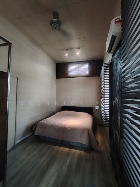 1.5-storey Terraced House for Sale in Taman Setia Indah (Tebrau) - Brennick Yap - Bedroom - PropertyGuru.com.my