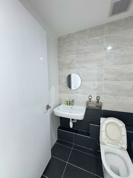 Wave @ Marina Cove untuk Untuk Disewa - RM 2,500 /bulan, Mac 2026 - Bathroom - PropertyGuru.com.my