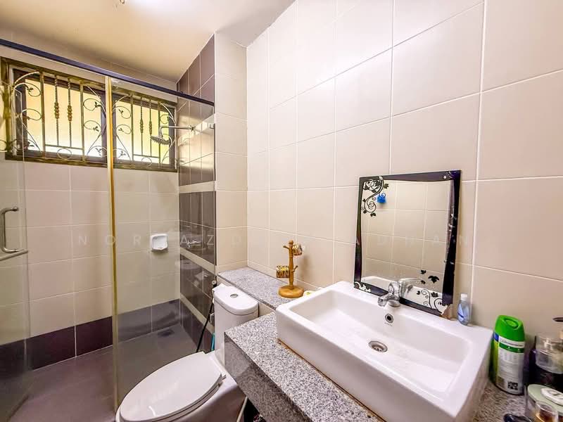 2-storey Terraced House for Sale in Bandar Damai Perdana (Cheras) - Nor Azdlin Adnan - Bathroom - PropertyGuru.com.my