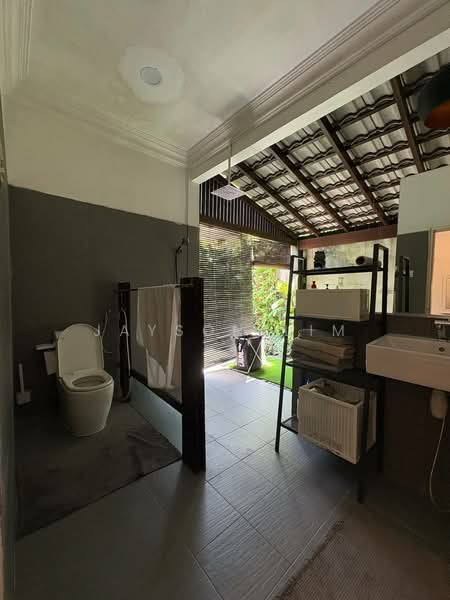 Bungalow for Sale in Johor Bahru (Johor) - Jayson Lim - Bathroom - PropertyGuru.com.my