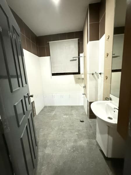 Cluster House for Sale in Taman Austin Heights (Tebrau) - Yvonne Lim - Bathroom - PropertyGuru.com.my