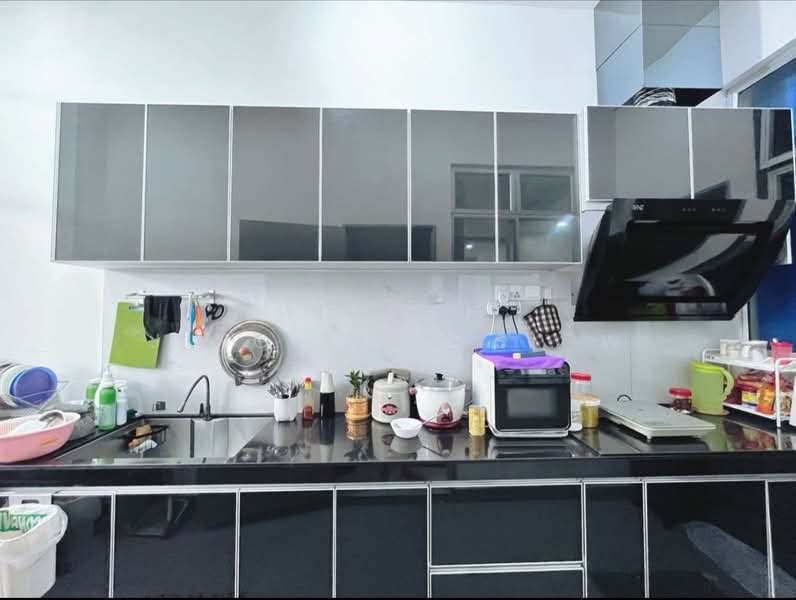 Cluster House for Sale in Johor Bahru (Johor) - Jing Ting Siow - Kitchen - PropertyGuru.com.my