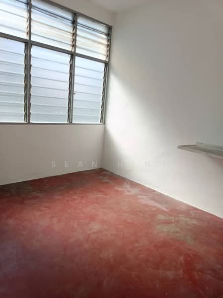 Shop for Sale in Kompleks Chain Ferry (Butterworth) - Sean Heng - Interior - PropertyGuru.com.my