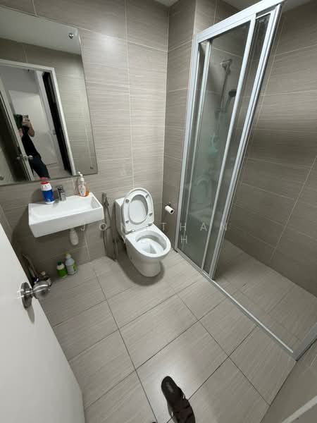 Servis Apartment untuk Disewa di Serviced Residence @ Fera Residence @ The Quartz WM - Jonathan Yeoh - Bathroom - PropertyGuru.com.my