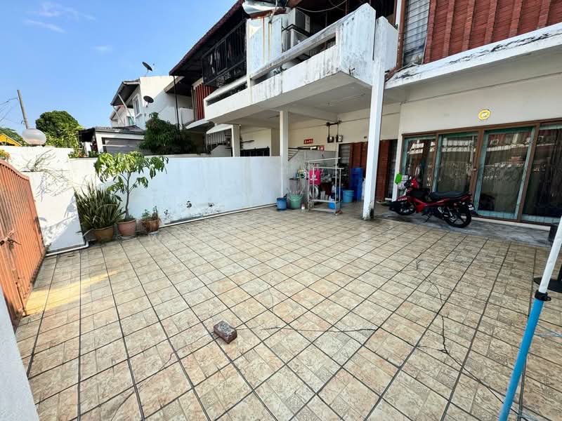 2-storey Terraced House for Sale in Taman Connaught (Cheras) - Welson Moo - Exterior - PropertyGuru.com.my
