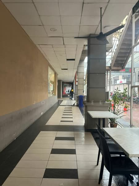 Kedai / Pejabat untuk Dijual di Sri Hartamas (Kuala Lumpur) - Joseph Ee - Corridor - PropertyGuru.com.my