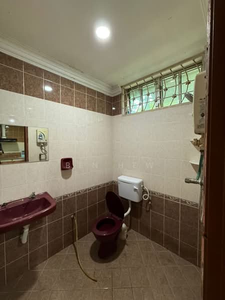 Rumah Teres 2 Tingkat untuk Dijual di Batu Kawan (Penang) - Ben Hew - Bathroom - PropertyGuru.com.my
